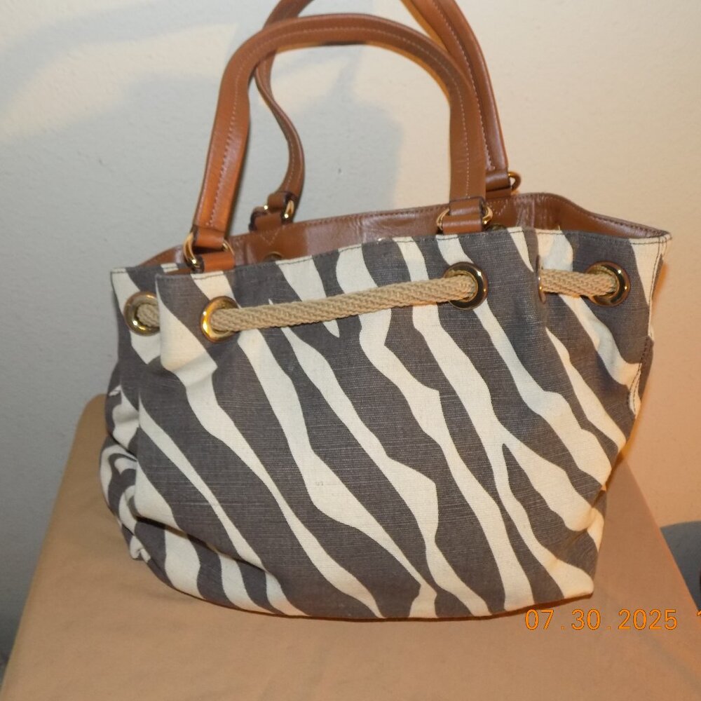 Large Drawstring Zebra Print Michael Kors Bag Mk - image 3